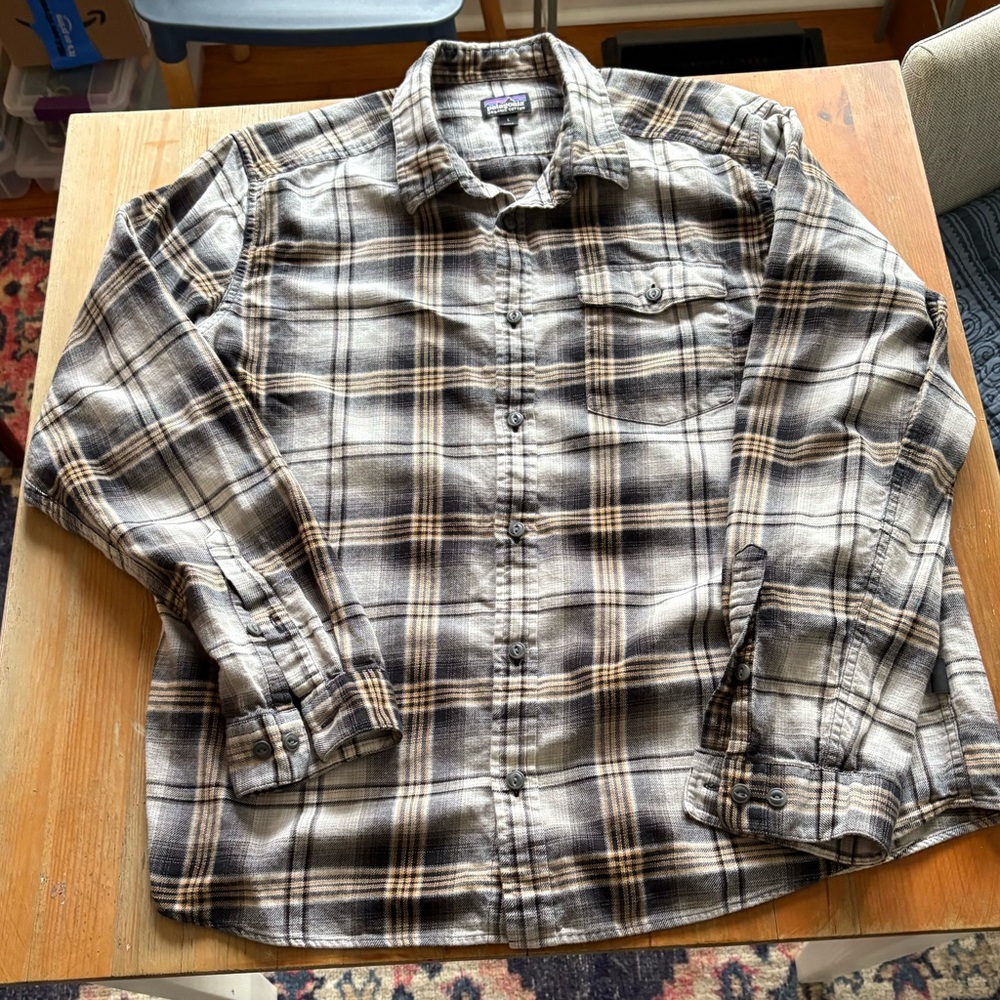Patagonia Black and Tan Plaid Button Down Shirt